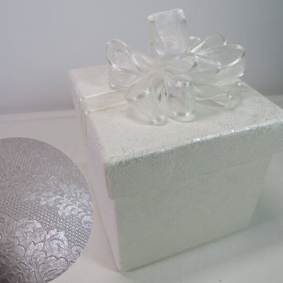 Wedding White Gift Box with Ribbon Bow (extra strong w embossed design) - Picture 1 of 10